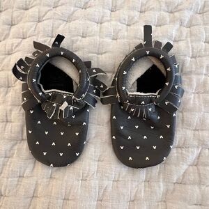 NWOT Freshly Picked x Disney Black and White Mickey Moccasins Size 6 Toddler